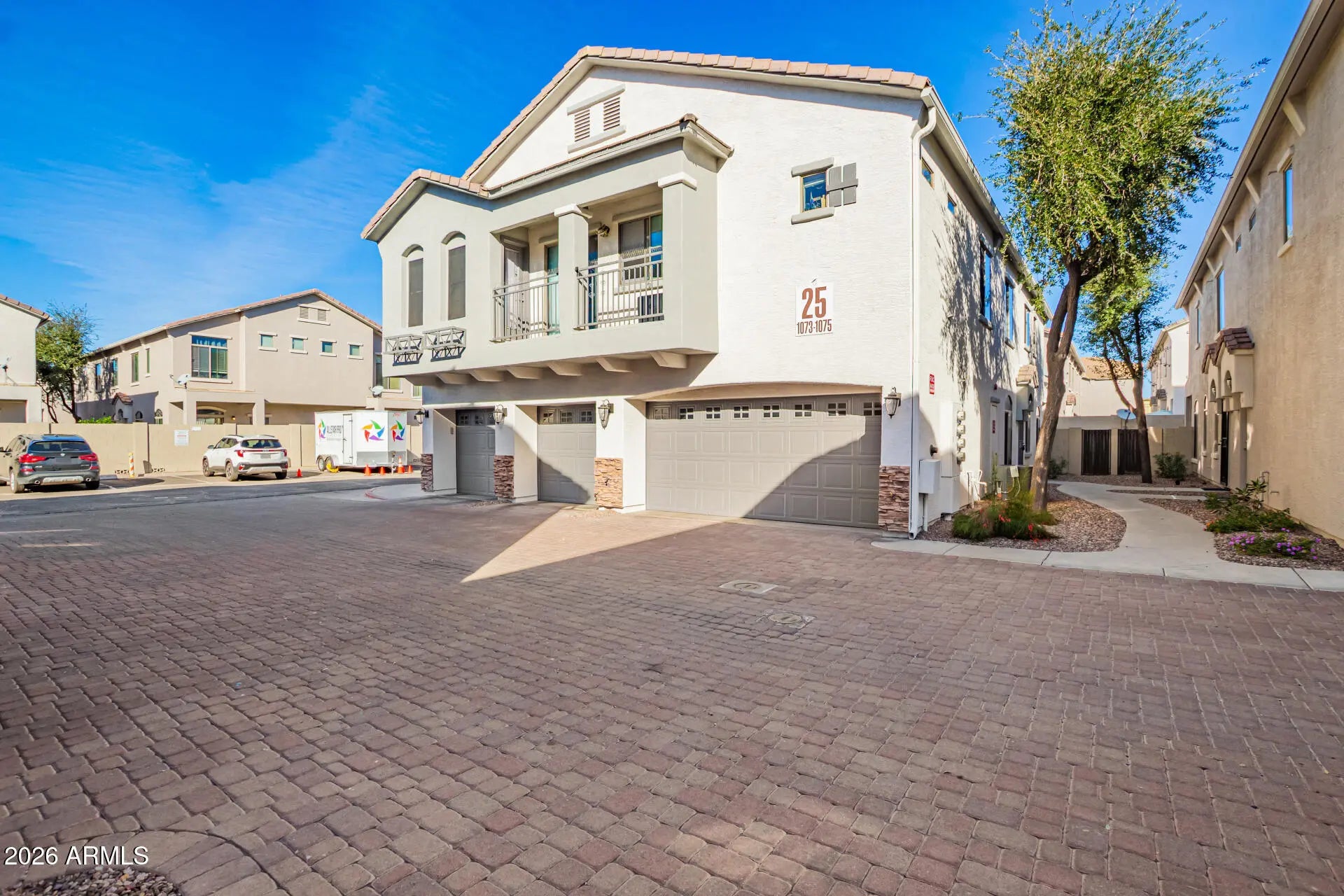 Photo of Listing #6968022