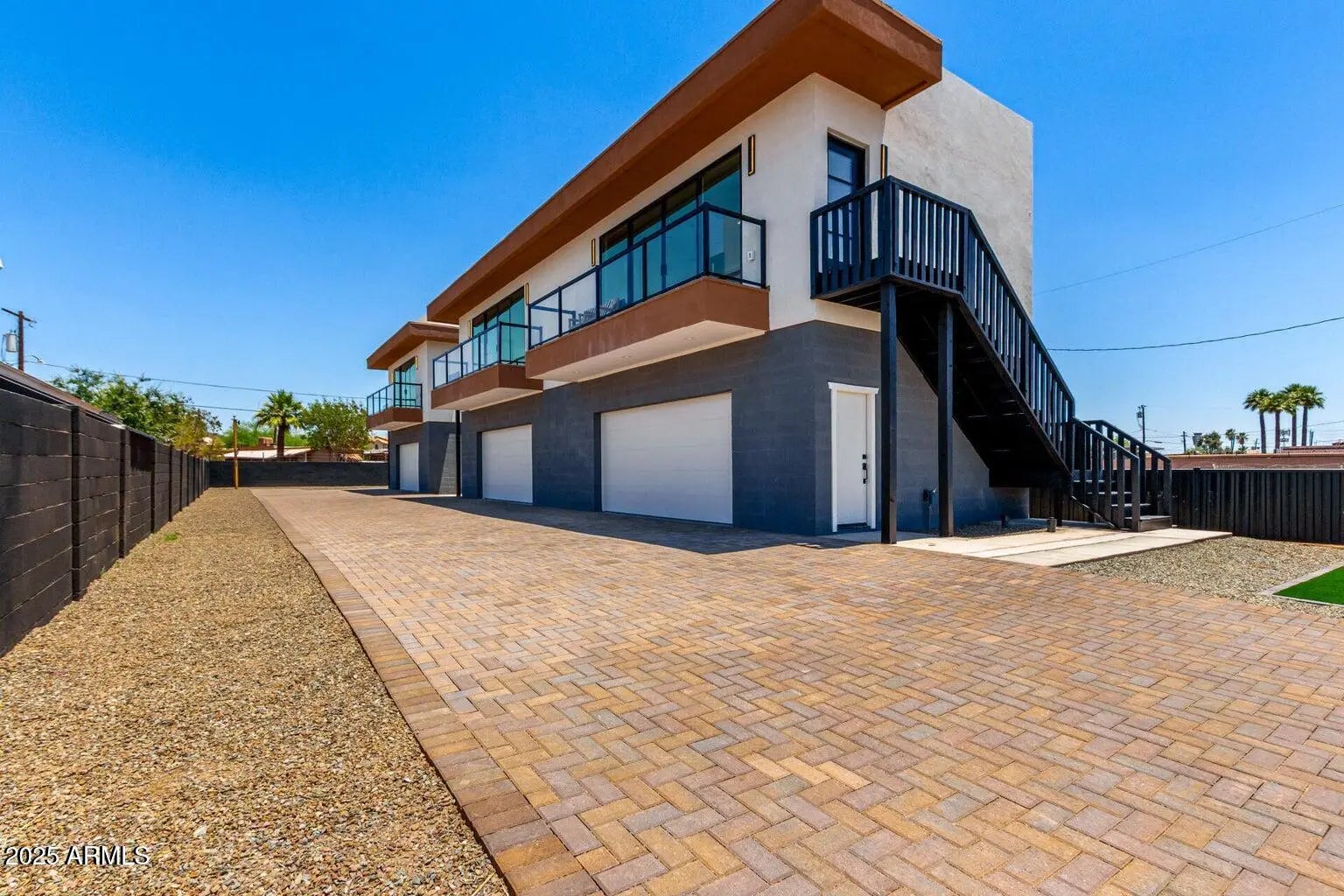 Photo of Listing #6958345