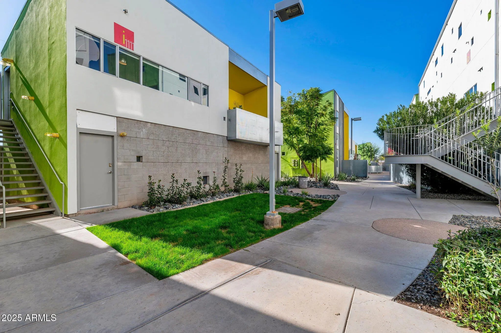 Photo of Listing #6958427