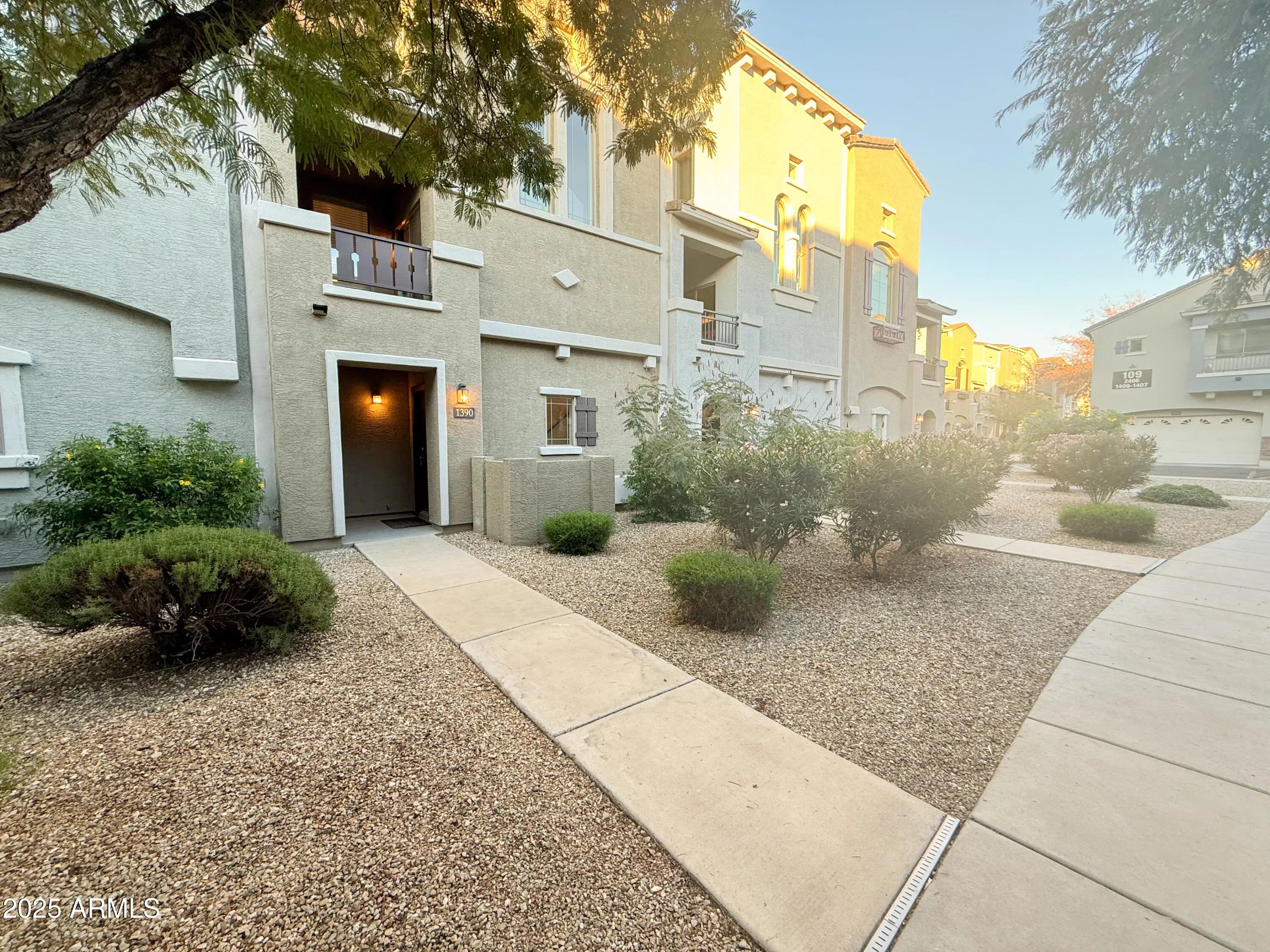 Photo of Listing #6958452