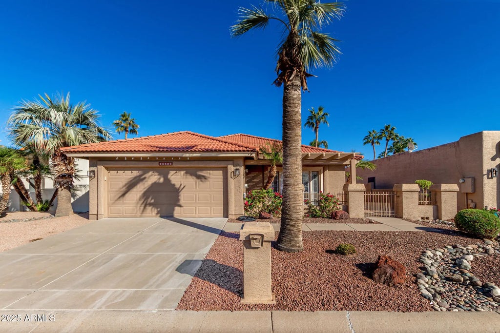 26609 S Cloverland Drive, Sun Lakes