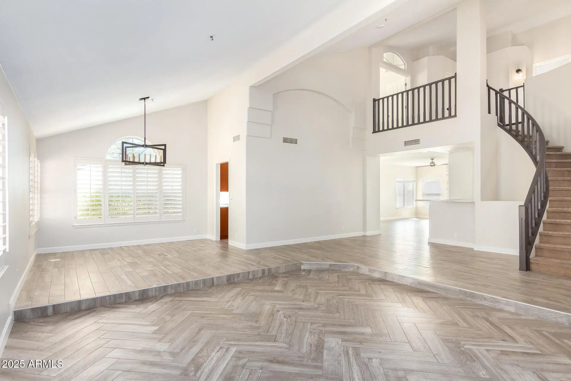 Photo of Listing #6958457