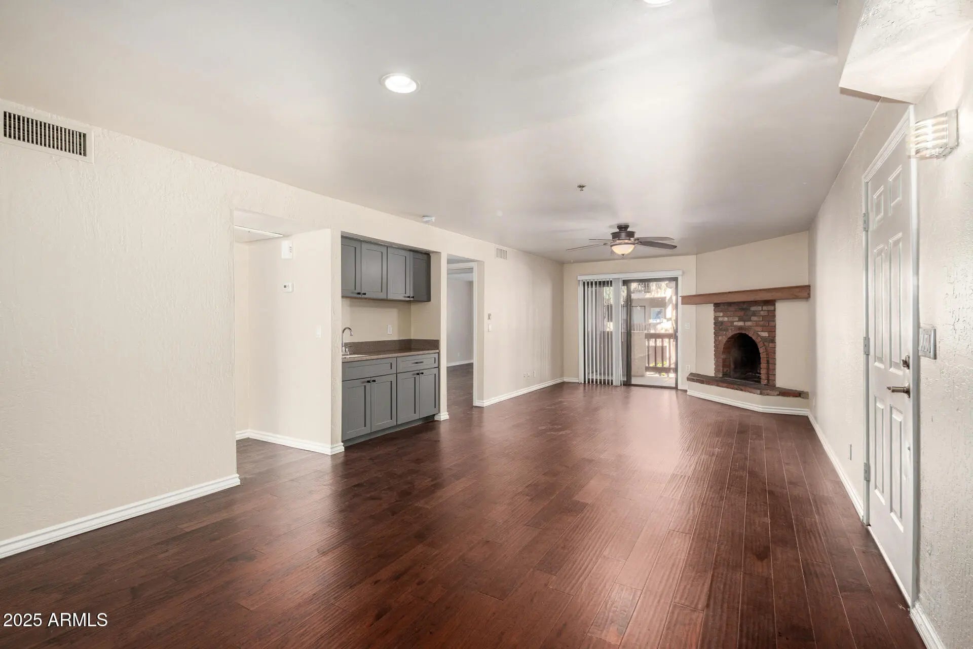 Photo of Listing #6958466