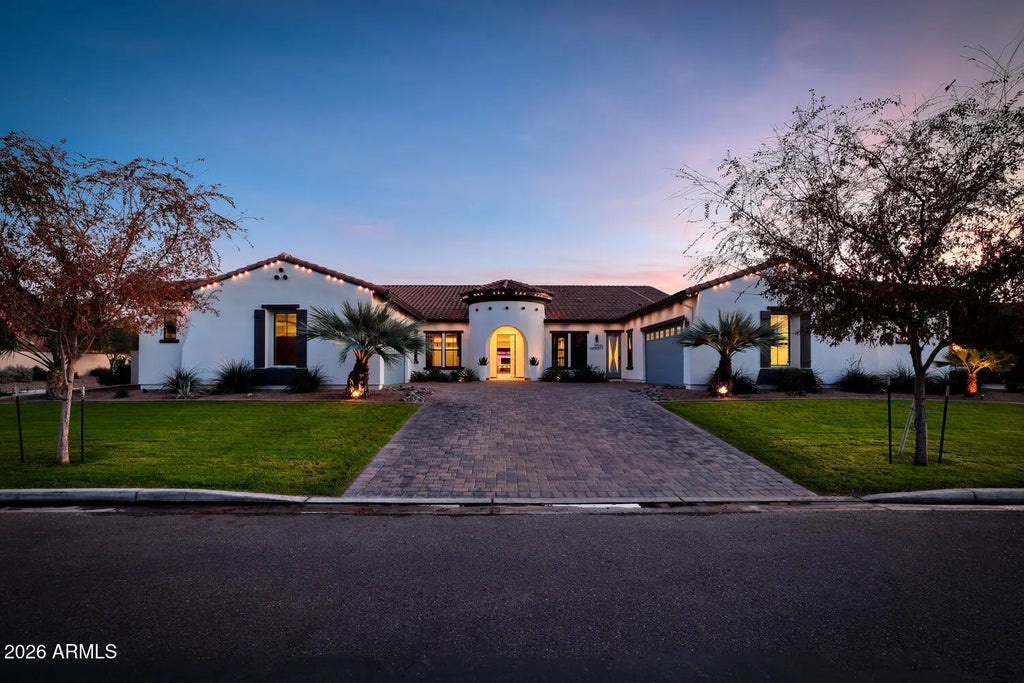 17891 E Bronco Court, Queen Creek