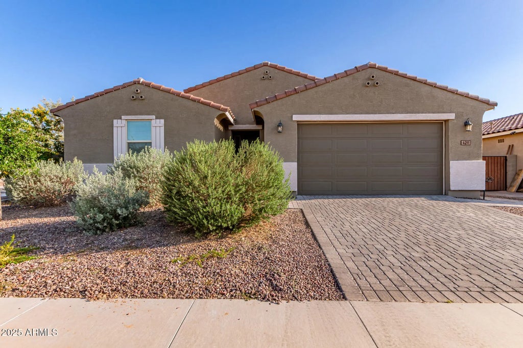4211 E Caitlin Drive, San Tan Valley