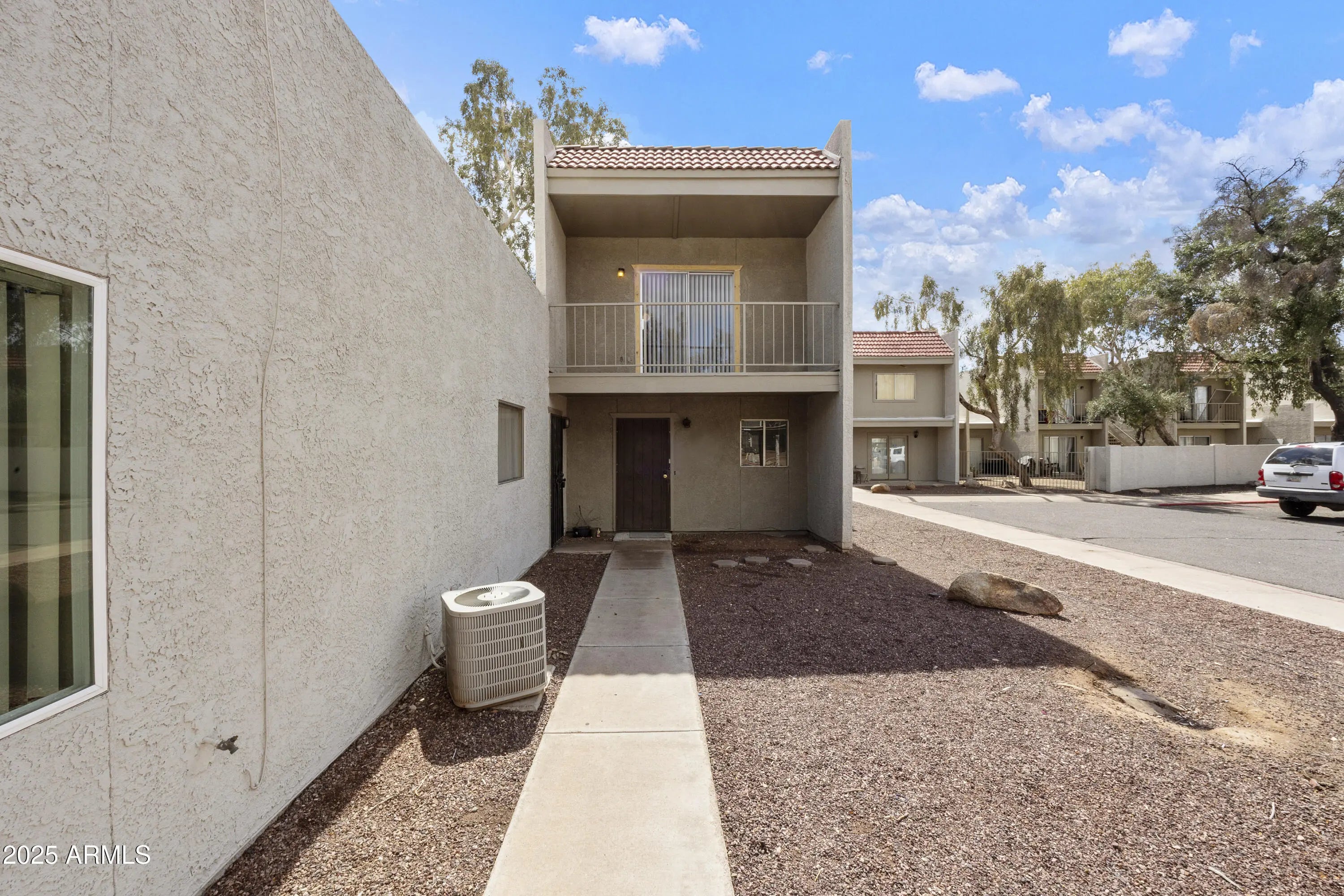 Photo of Listing #6958708