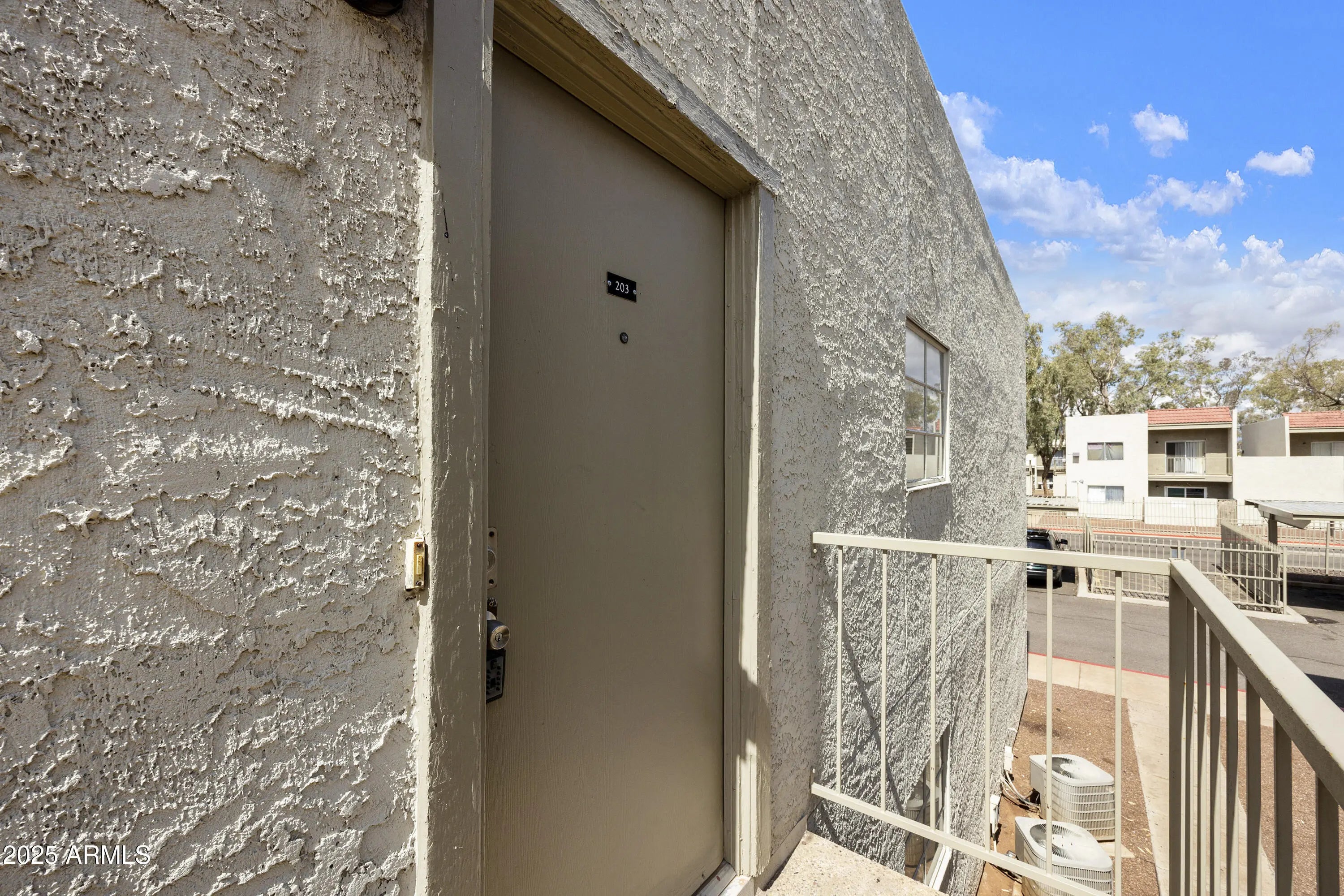 Photo of Listing #6958715