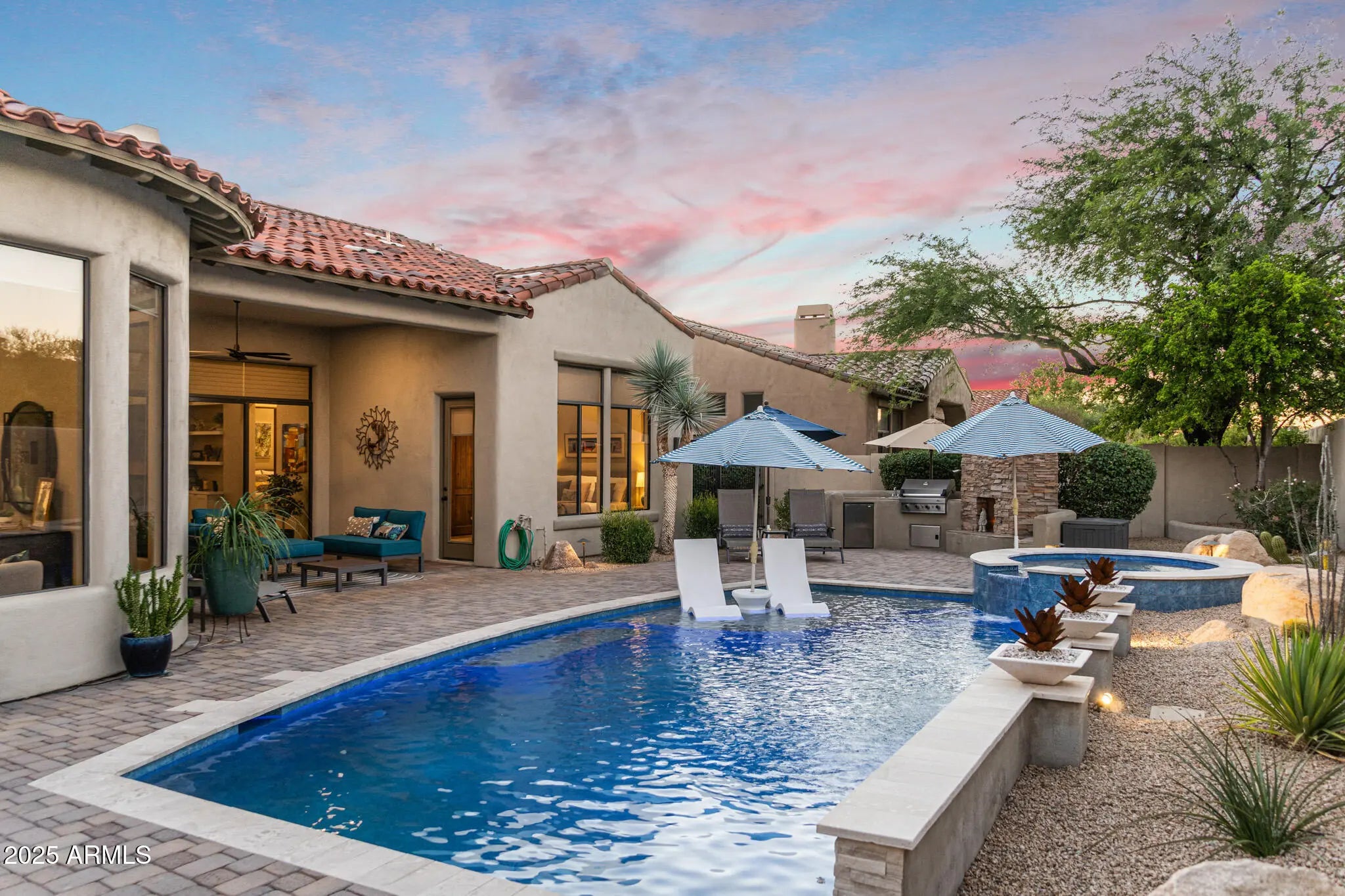 Photo of Listing #6962328