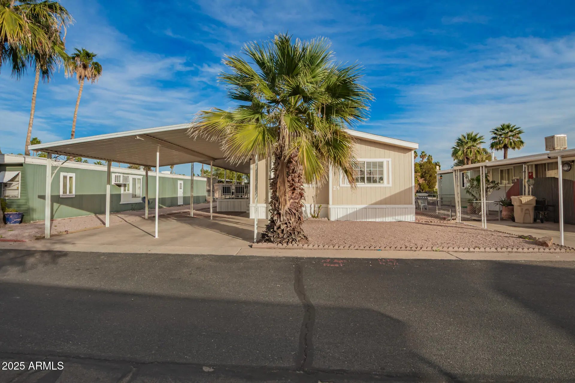 Photo of Listing #6959317