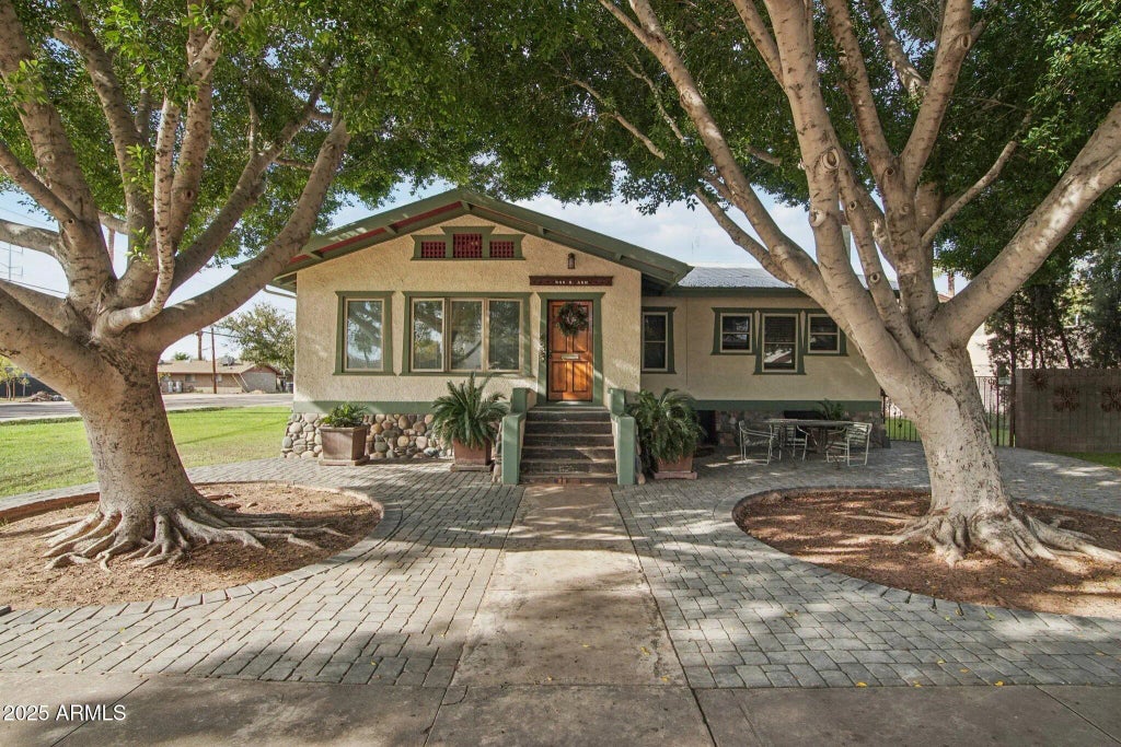 948 S Ash Avenue, Tempe