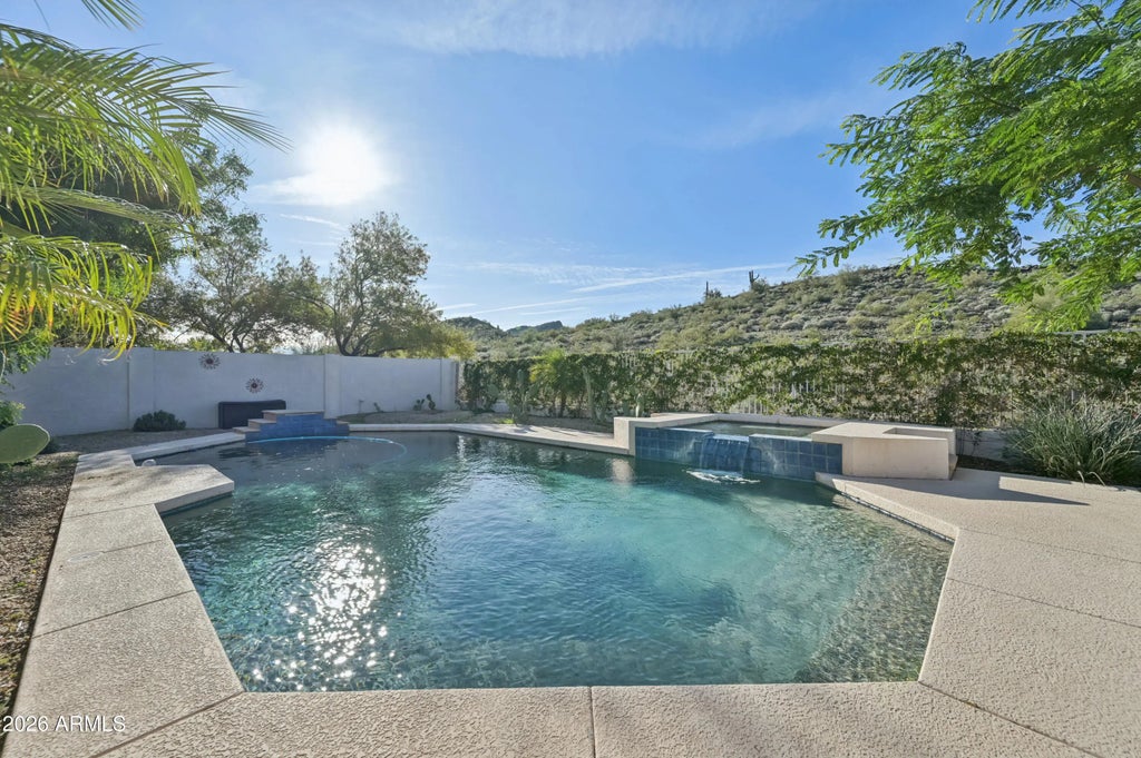 6119 W Hedgehog Place, Phoenix