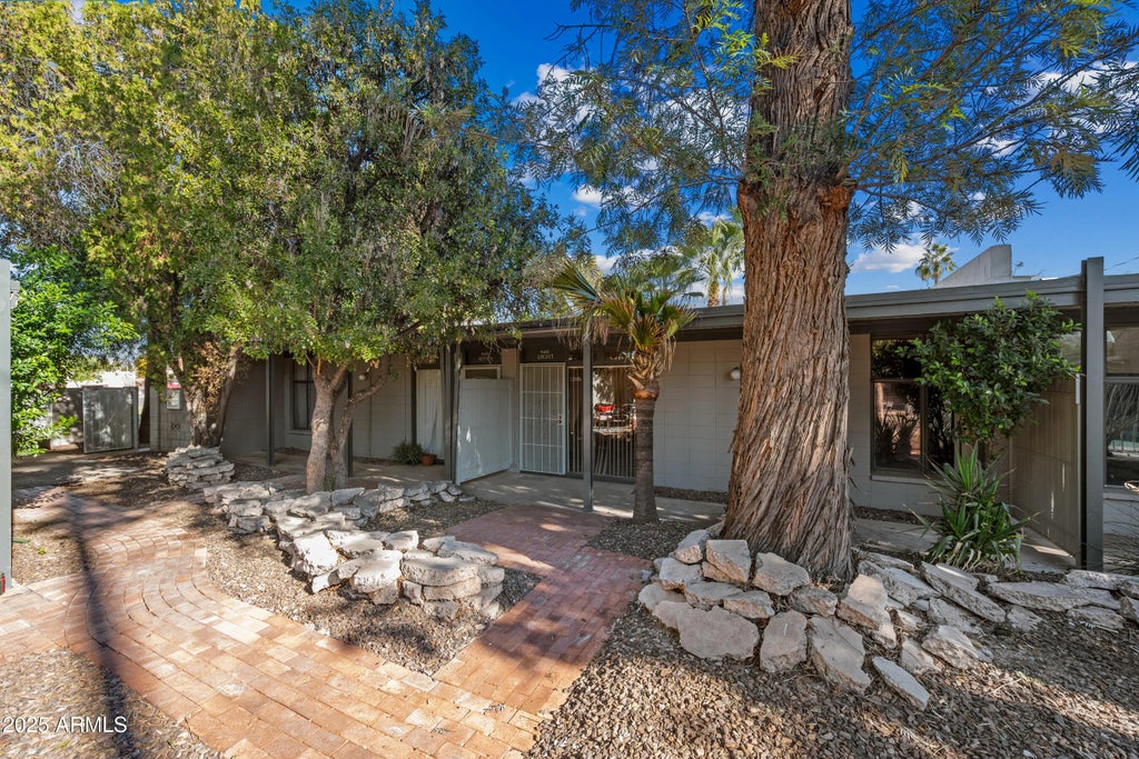 1101 E Bethany Home Road (unit 8), Phoenix