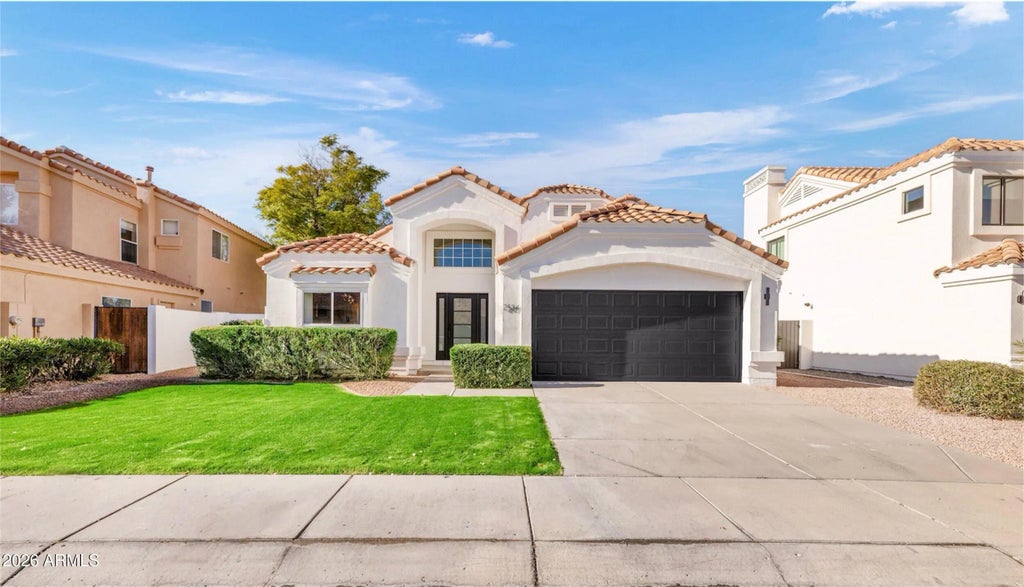 2134 W Peninsula Circle, Chandler