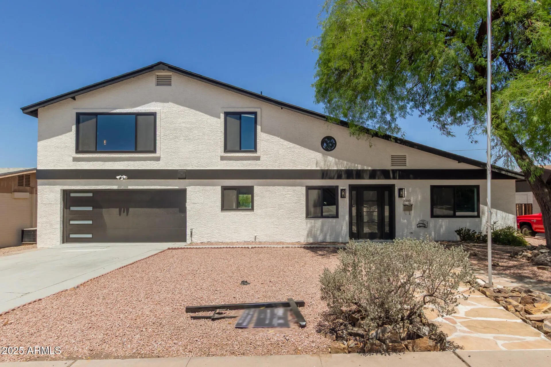 Photo of Listing #6959975