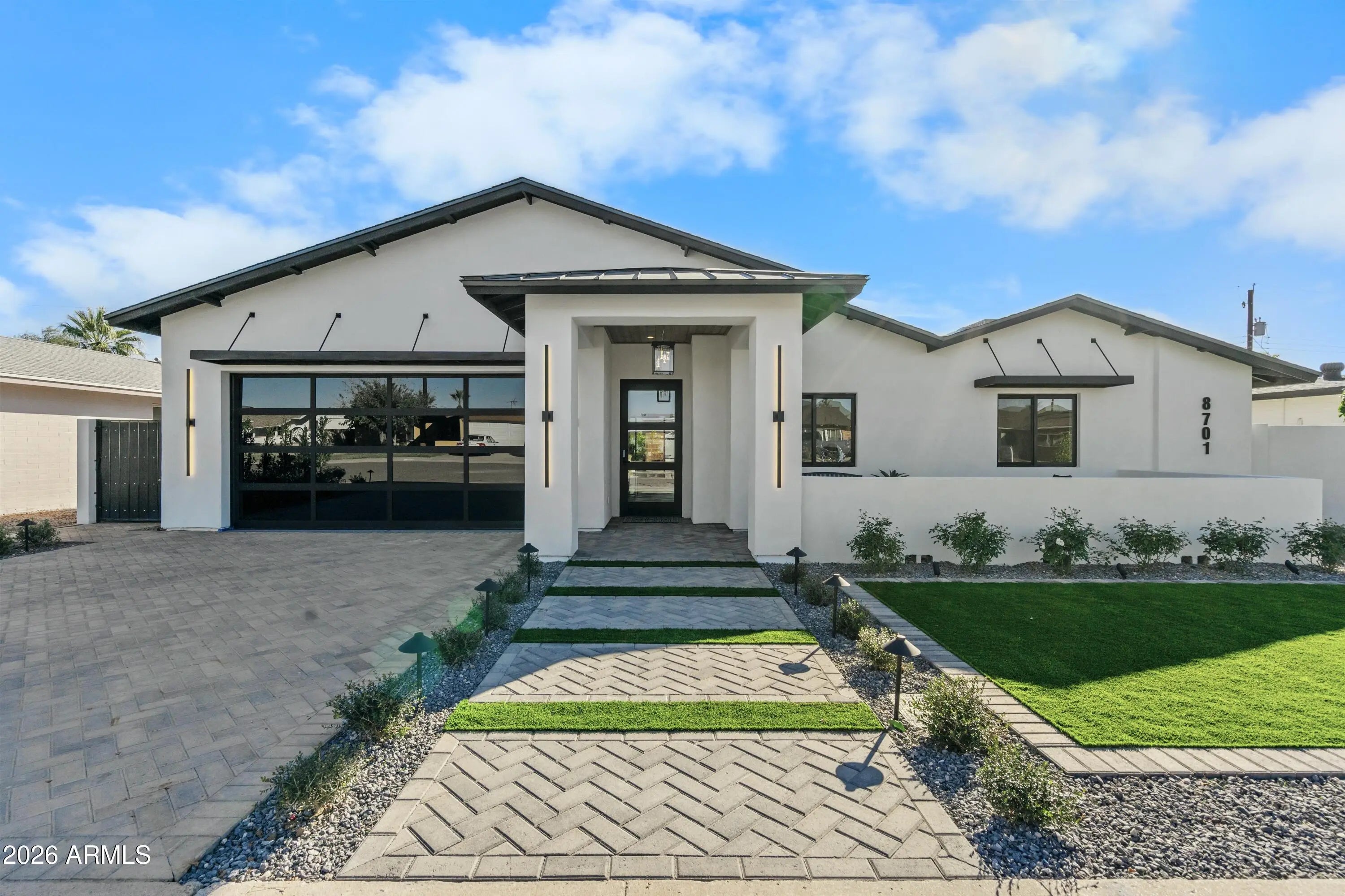 Photo of Listing #6960382