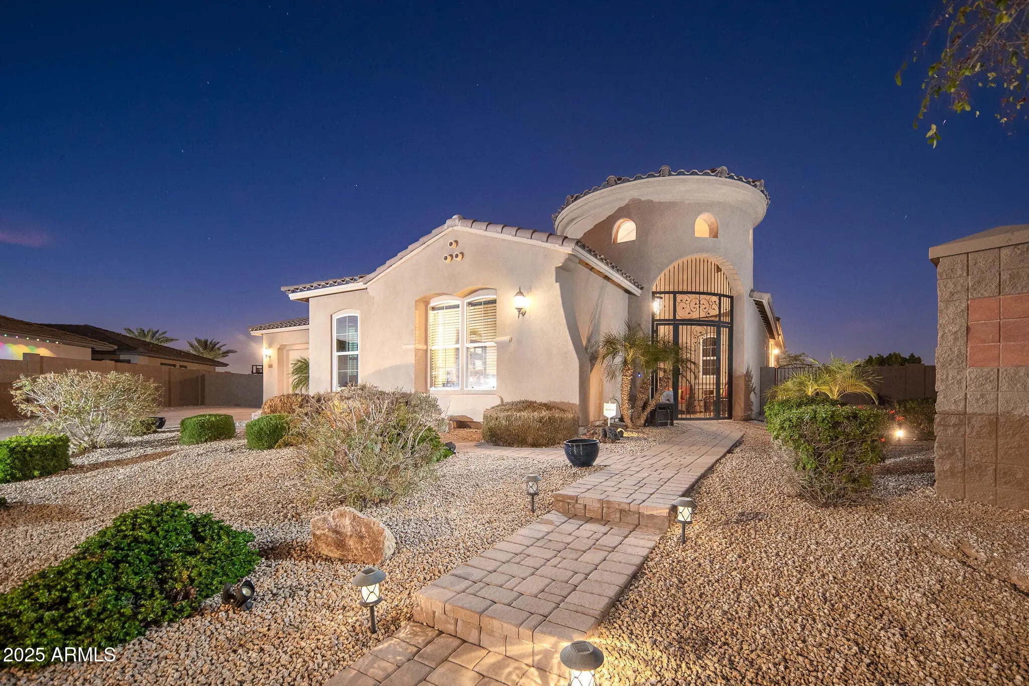 Photo of Listing #6960927