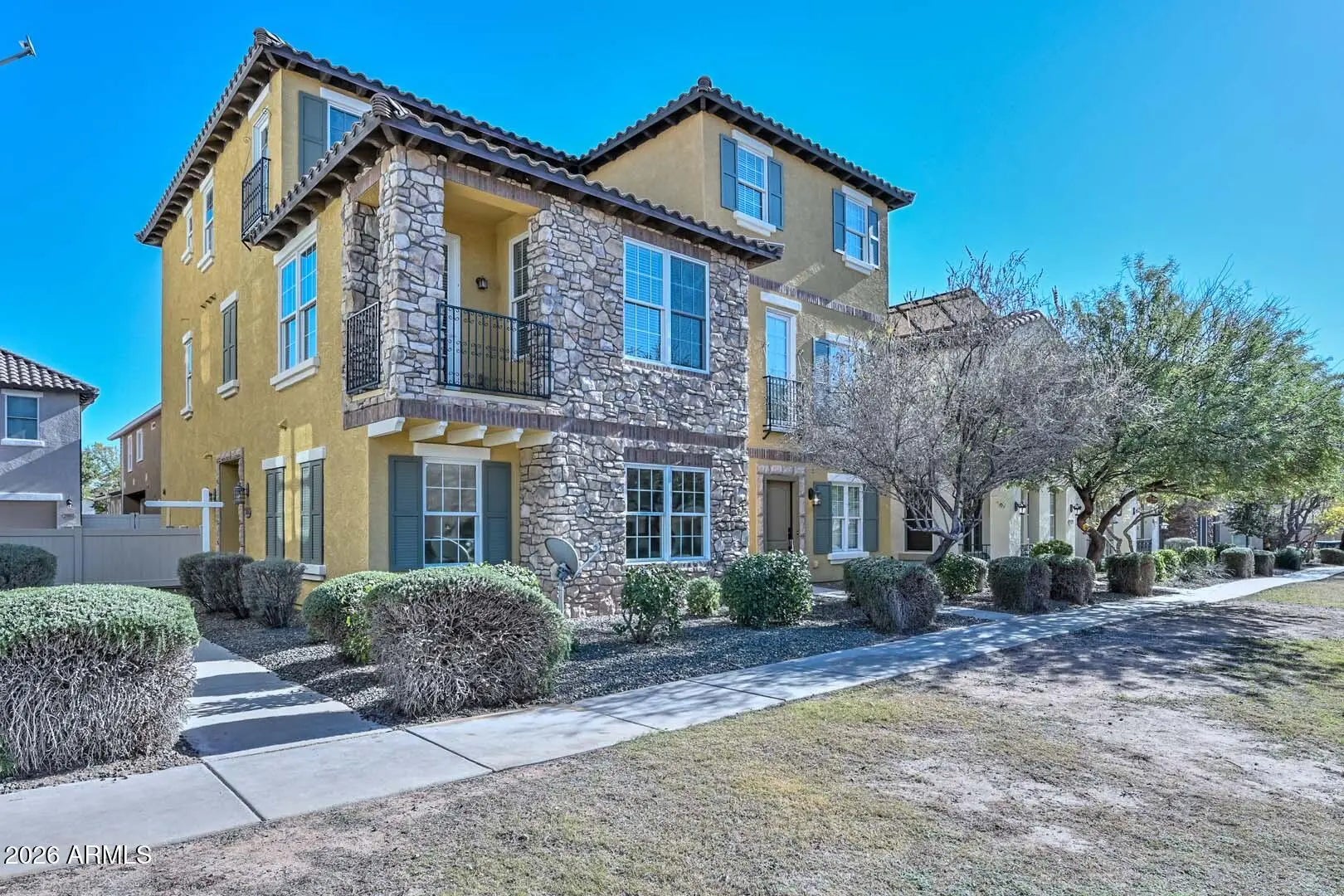 Photo of Listing #6960121