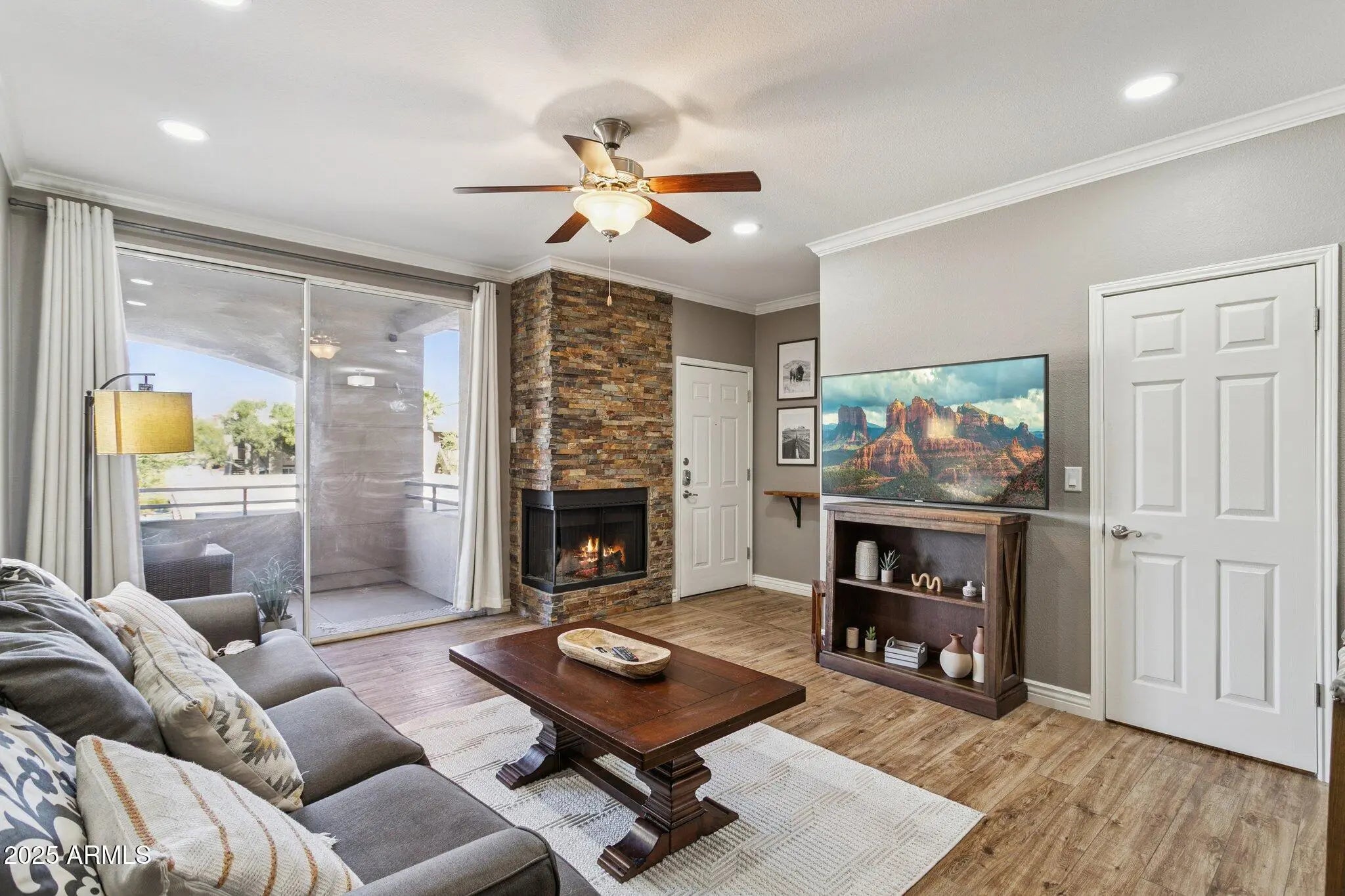 Photo of Listing #6964078