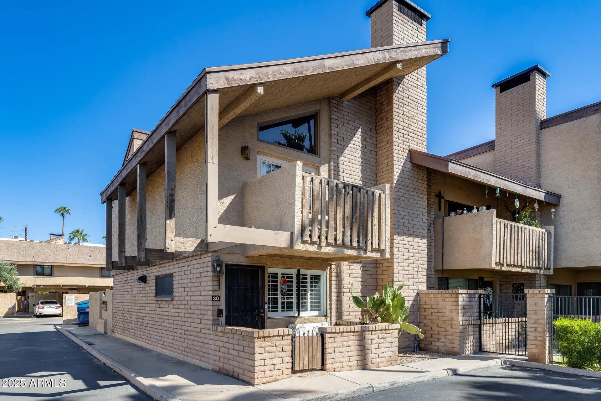 Photo of Listing #6960299