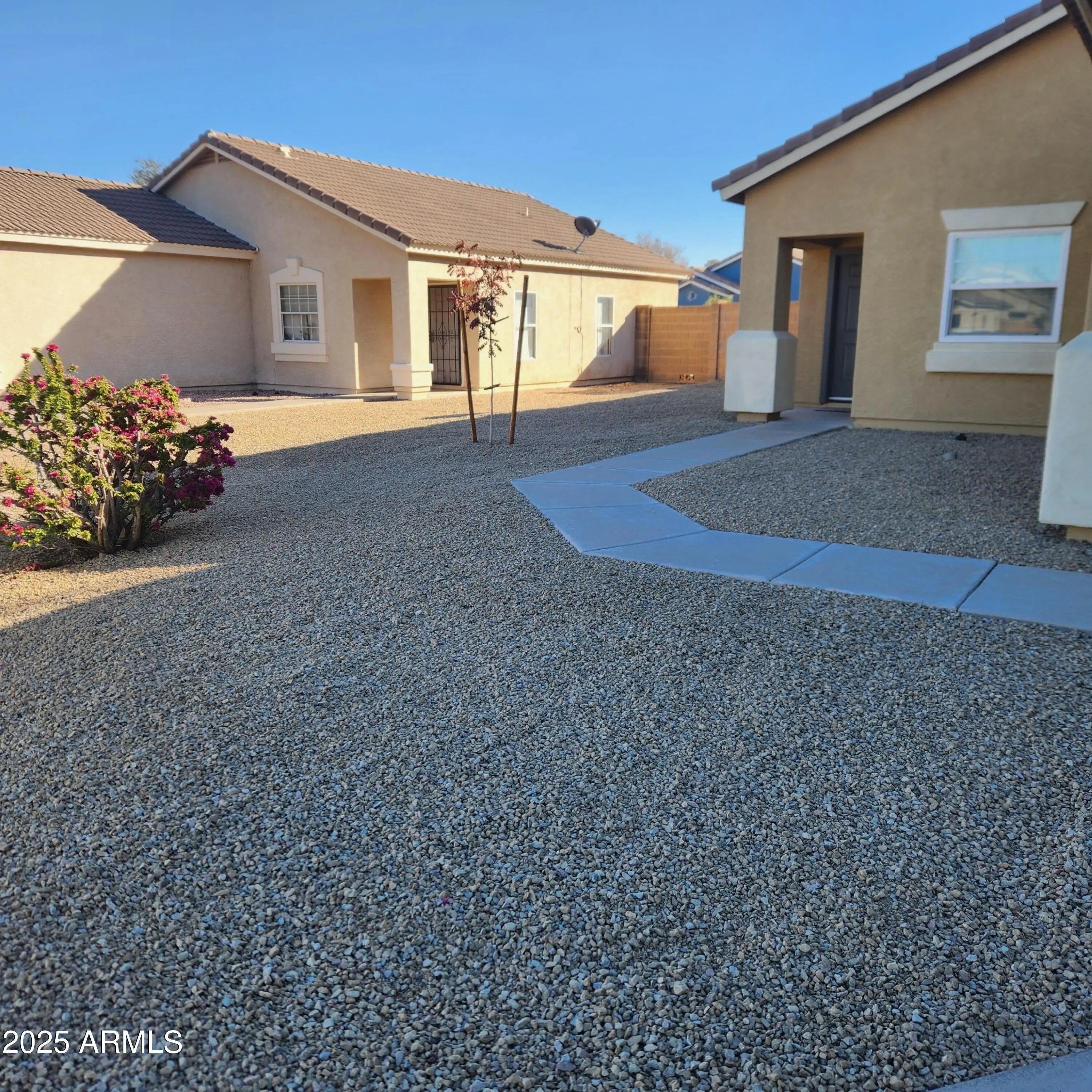 Photo of Listing #6960358