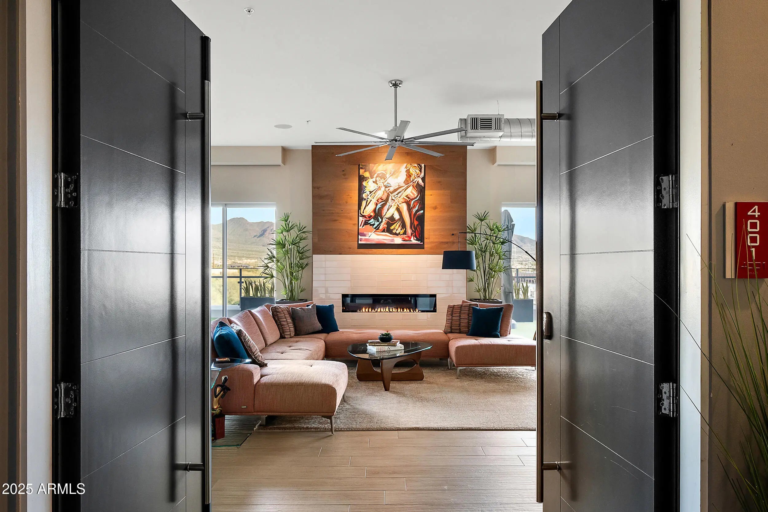 Photo of Listing #6960893