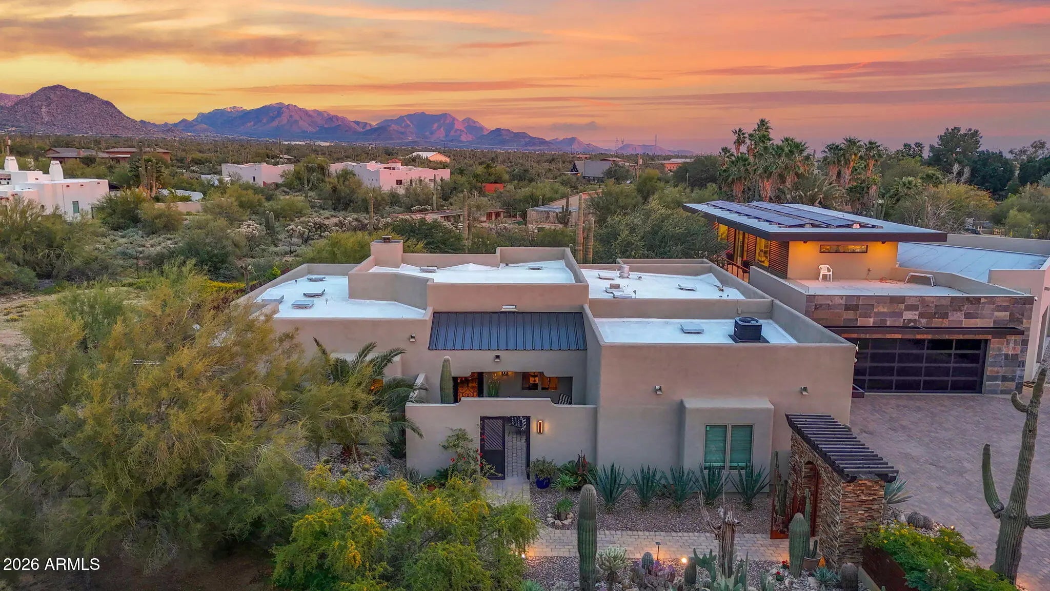 Photo of Listing #6989358