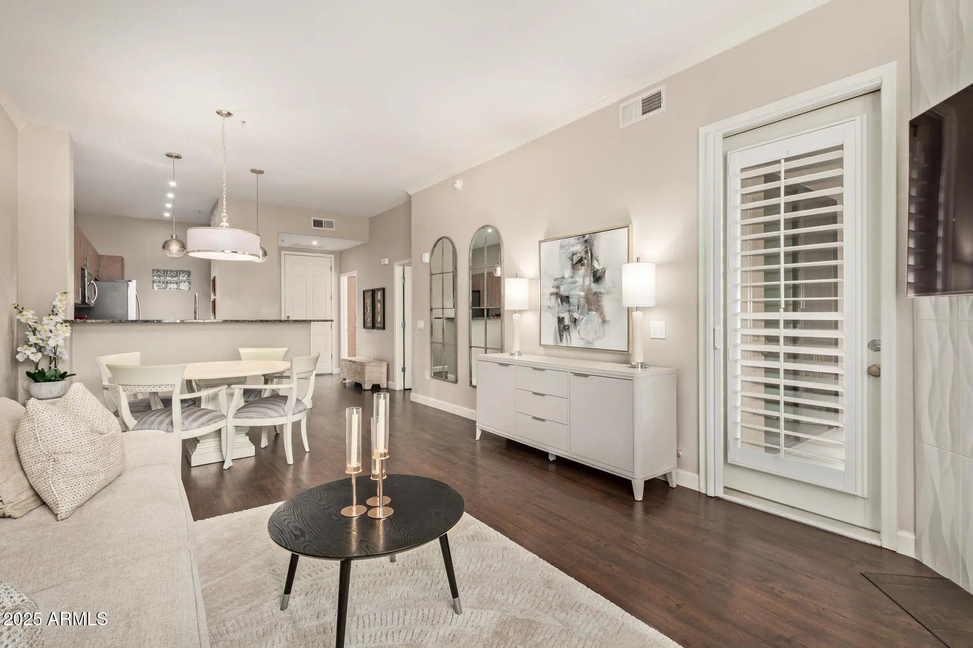 Photo of Listing #6960922