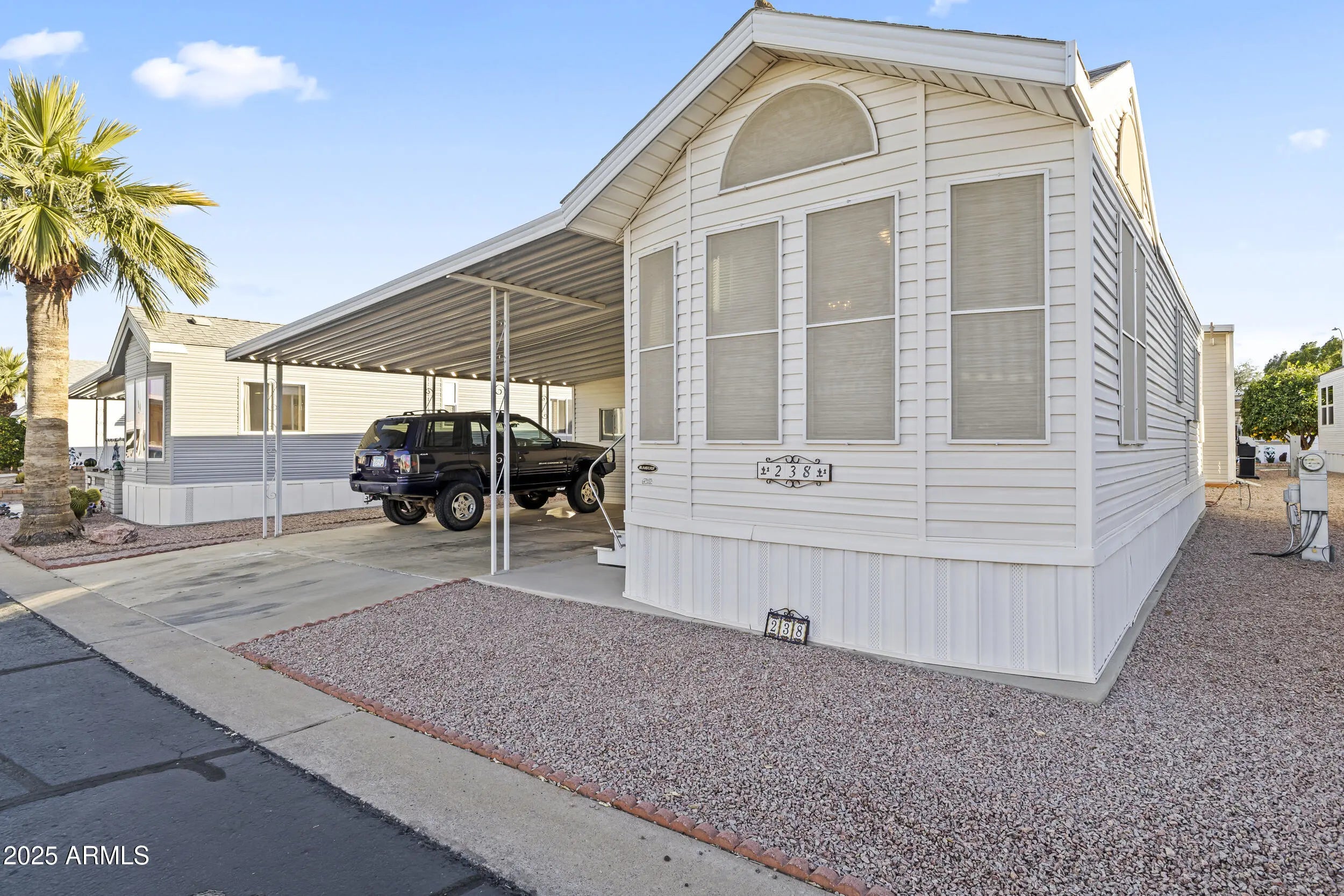 Photo of Listing #6960579