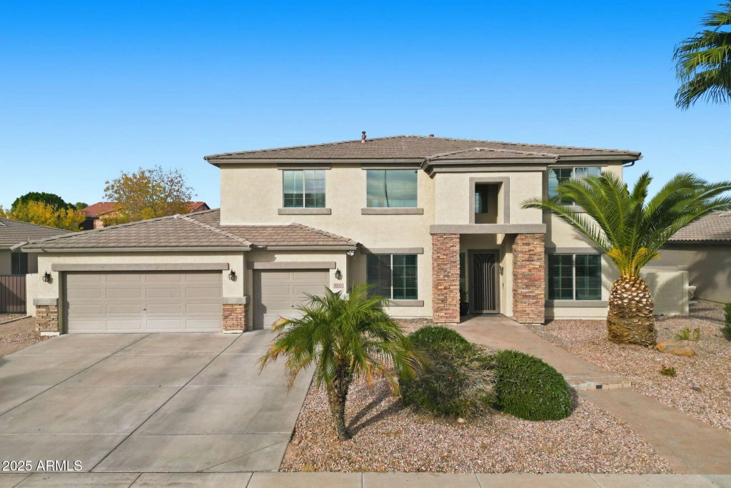 3332 E Canyon Way, Chandler