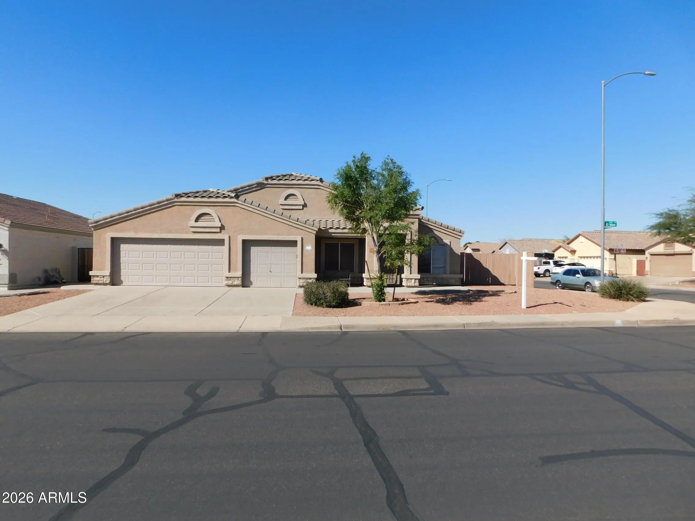 Photo of Listing #6960895