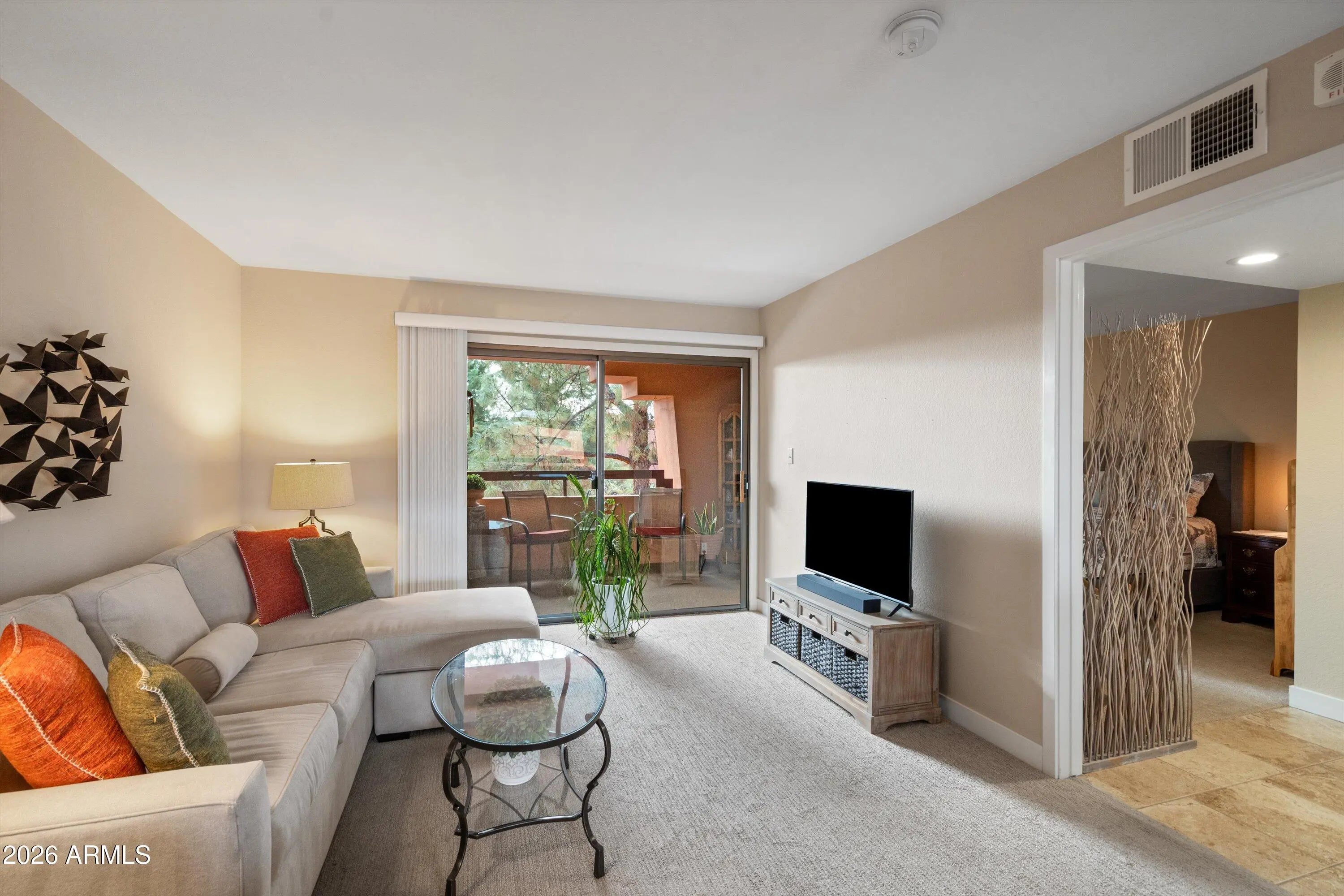 Photo of Listing #6961085