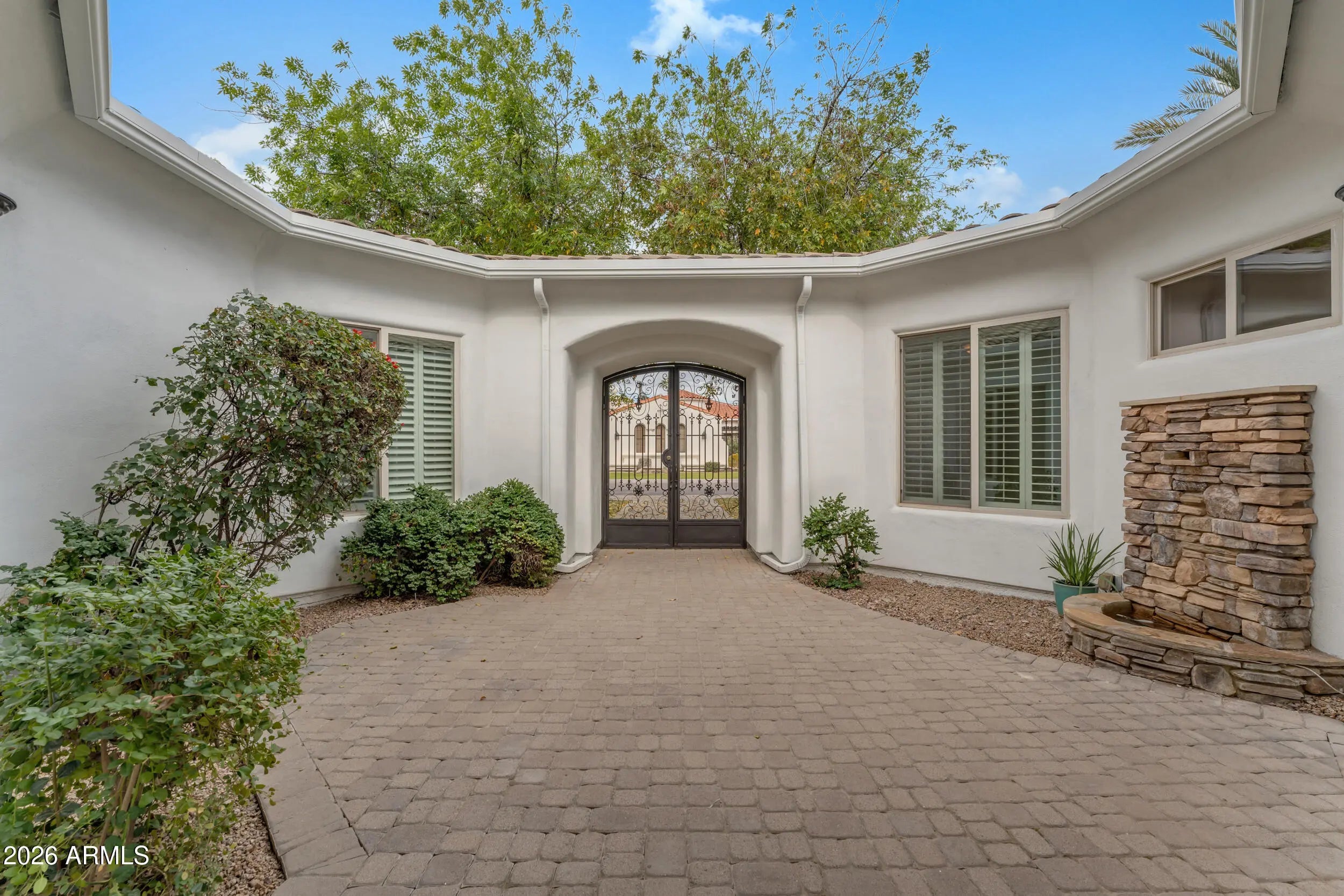 Photo of Listing #6969245