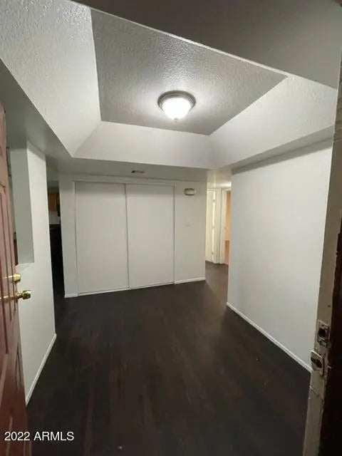 Photo of Listing #6961036