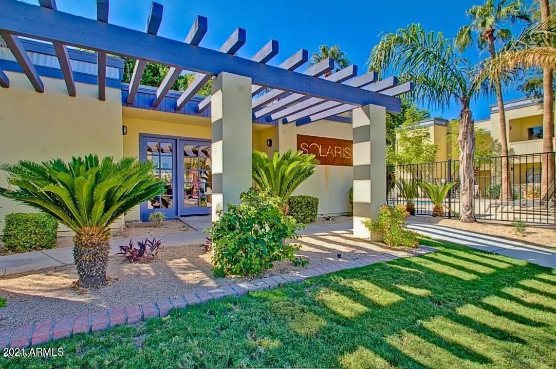 Photo of Listing #6961067