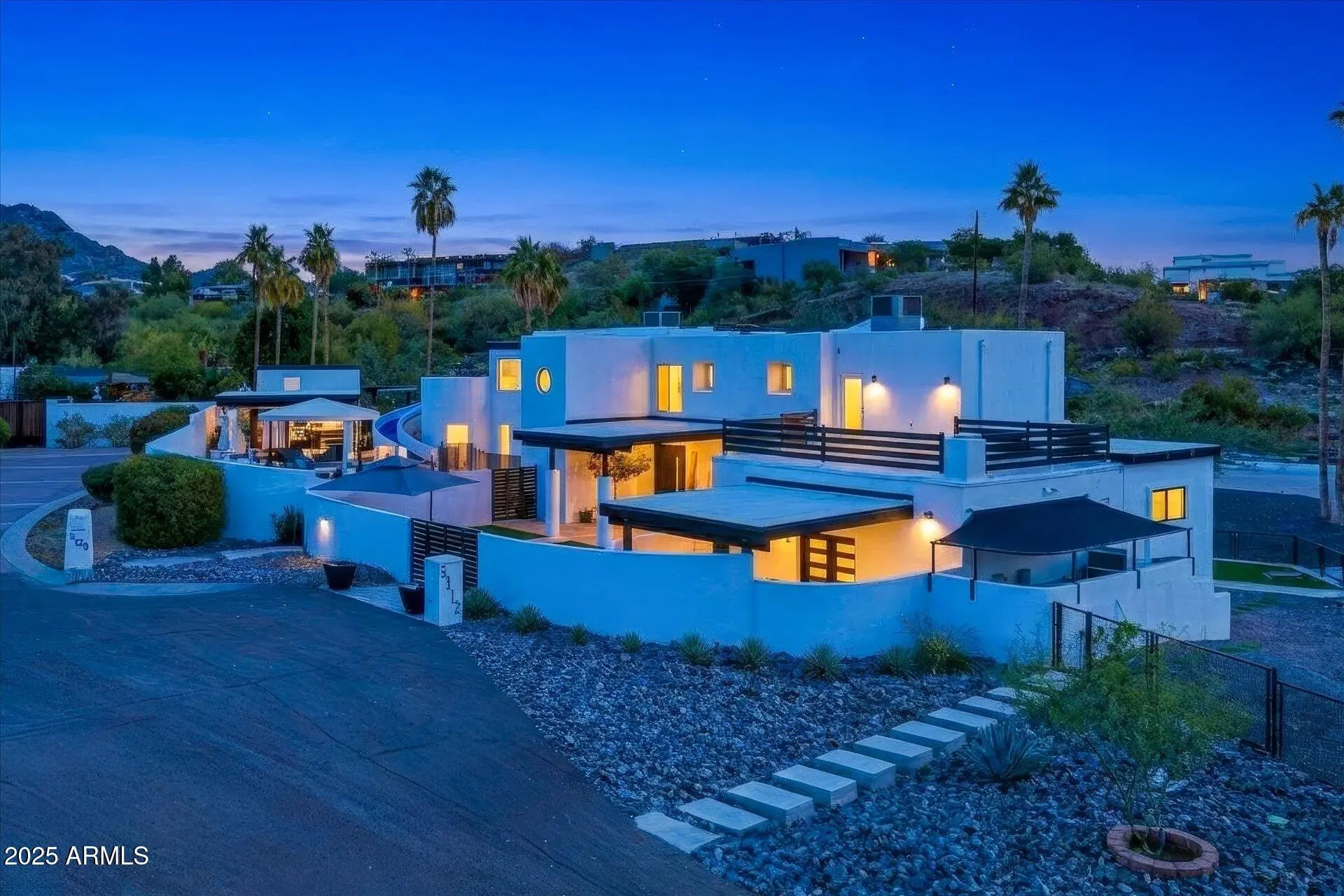 Photo of Listing #6961081