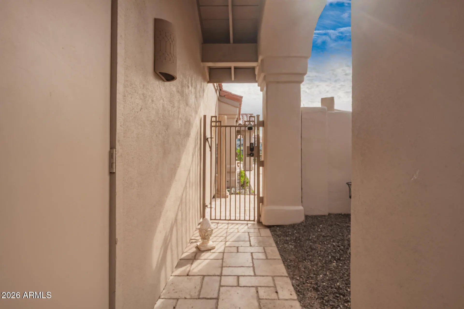 Photo of Listing #6963104