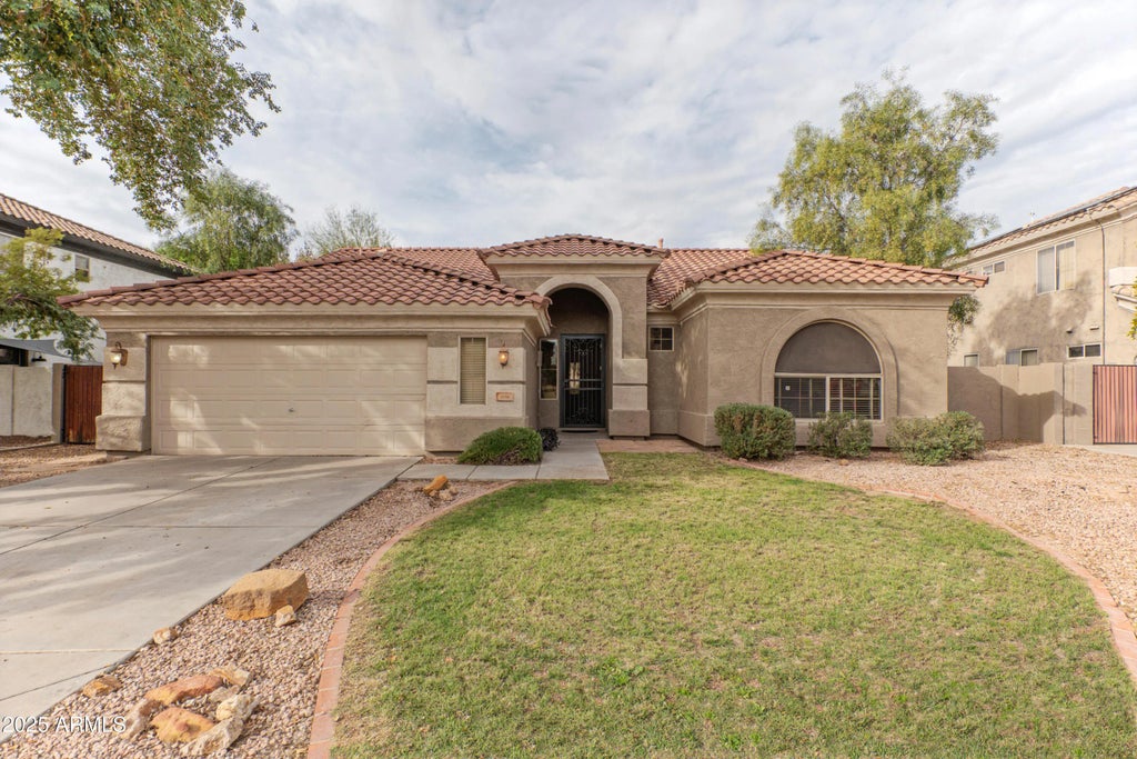 1370 S Central Drive, Chandler