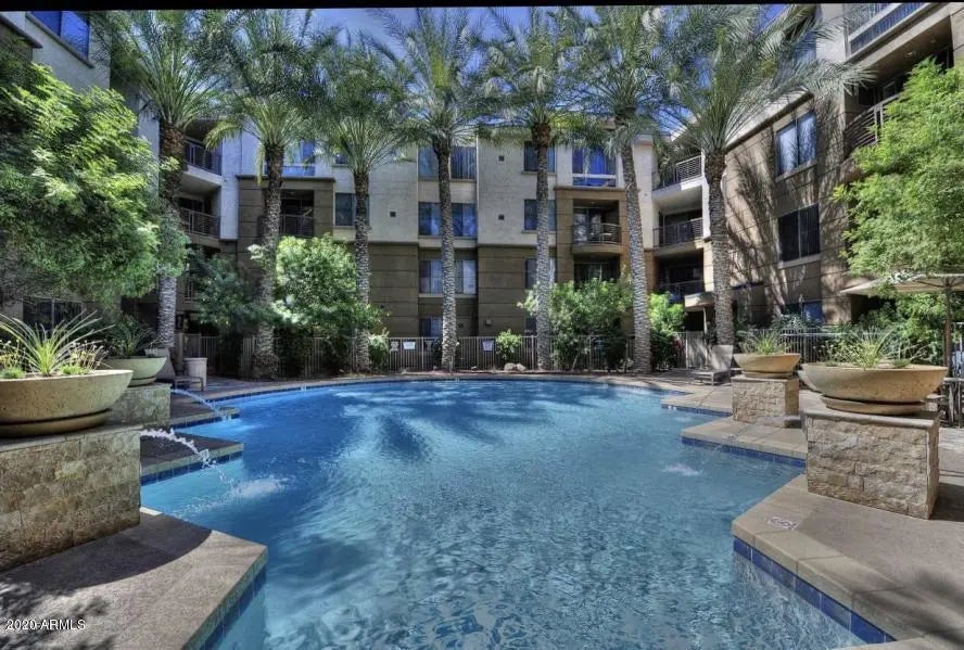 Photo of Listing #6961561