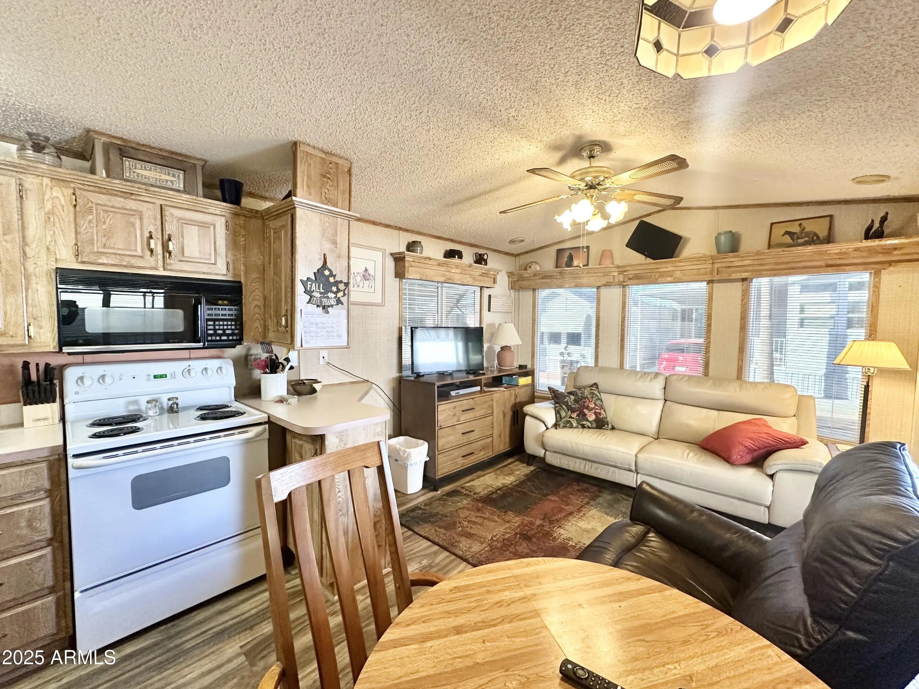 Photo of Listing #6961932