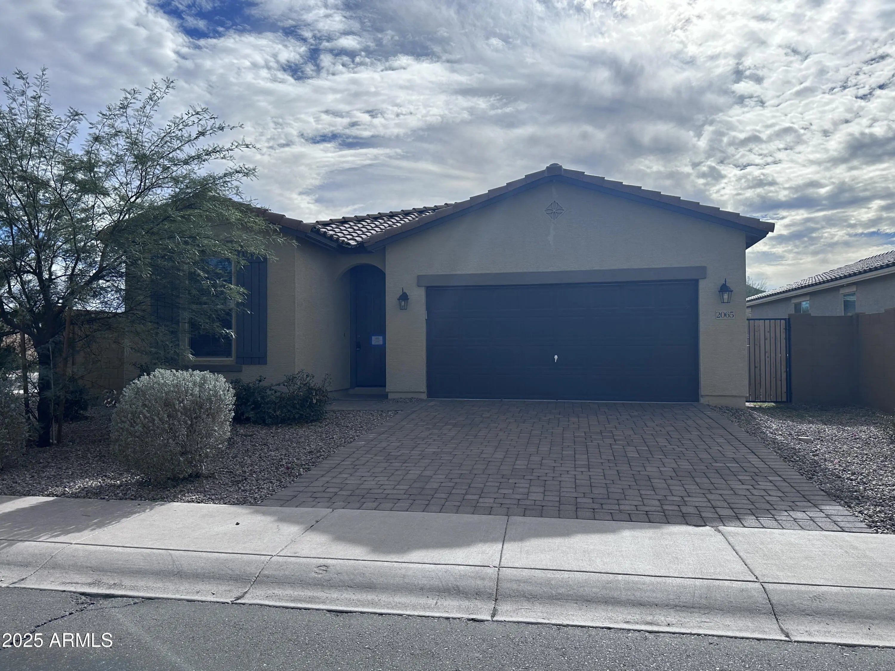 Photo of Listing #6961674