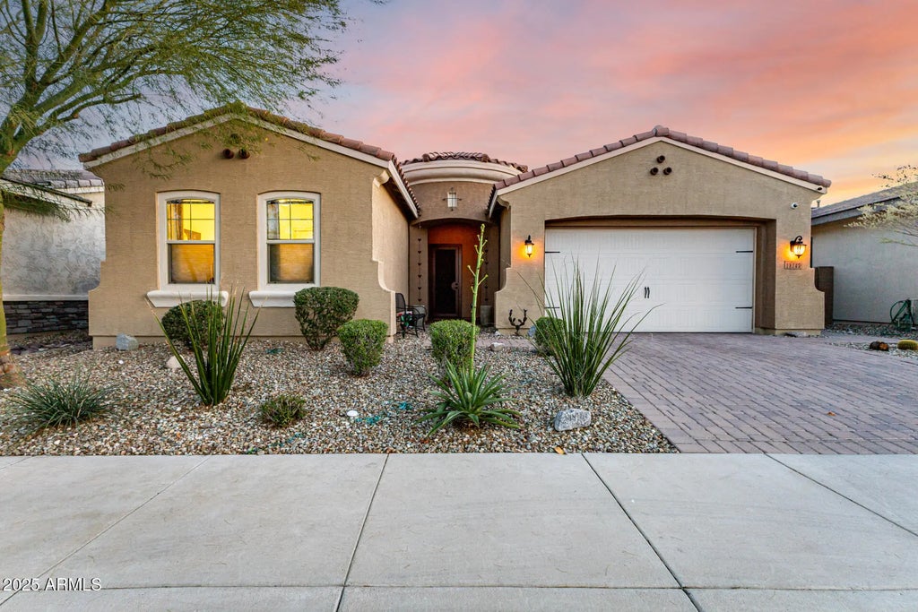 18145 W Cactus Flower Drive, Goodyear
