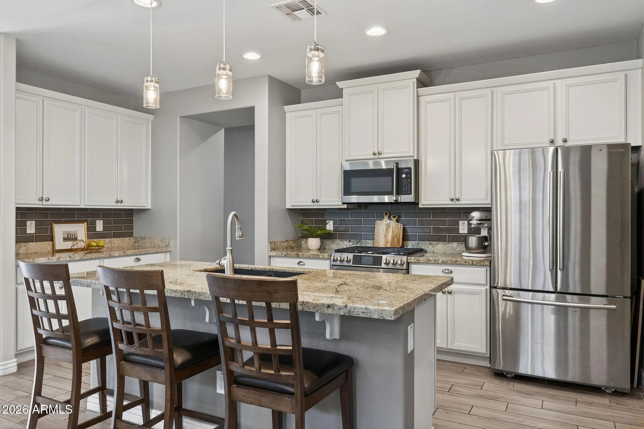 Photo of Listing #6962558