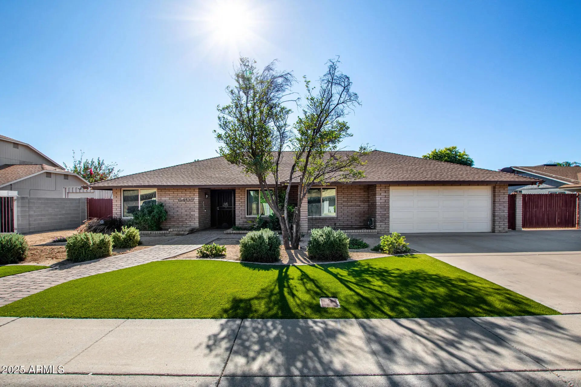 Photo of Listing #6965798