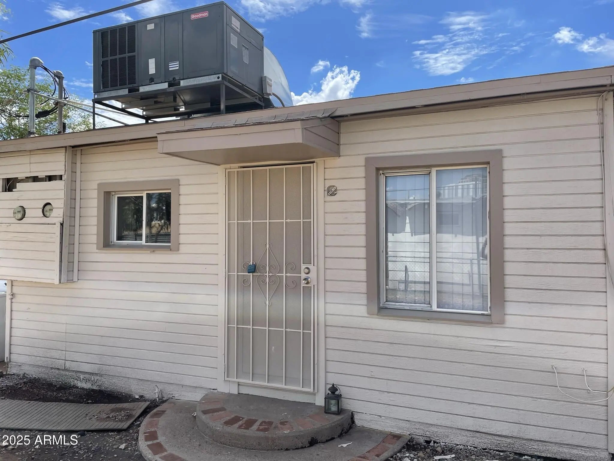 Photo of Listing #6961878