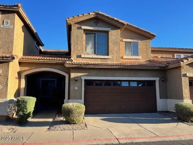 Photo of Listing #6961923