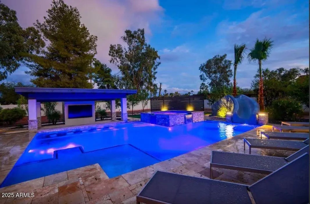 Photo of Listing #6961953