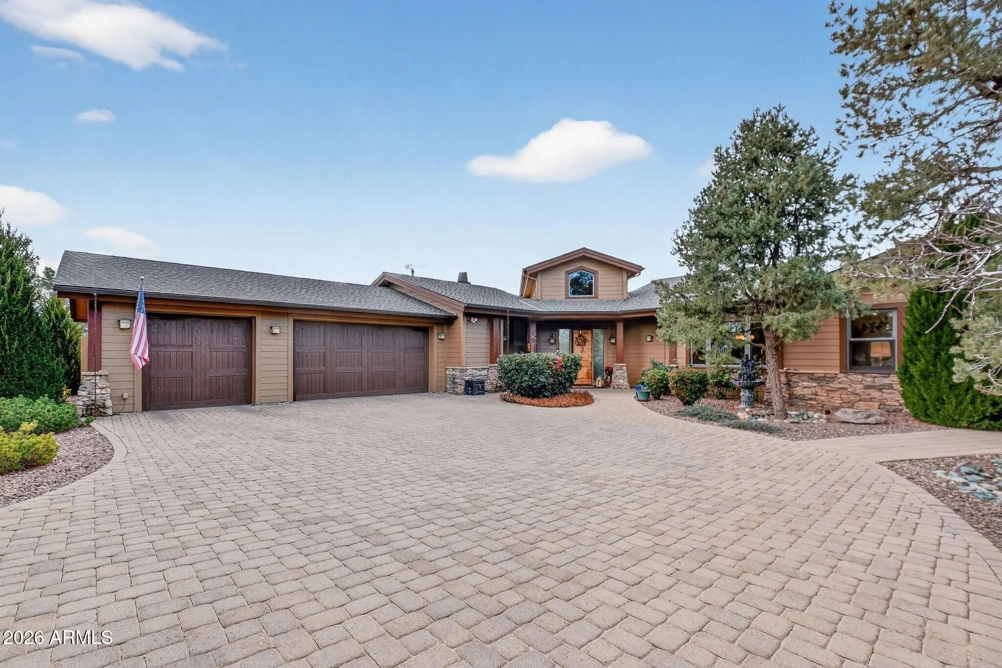 Photo of Listing #6967033