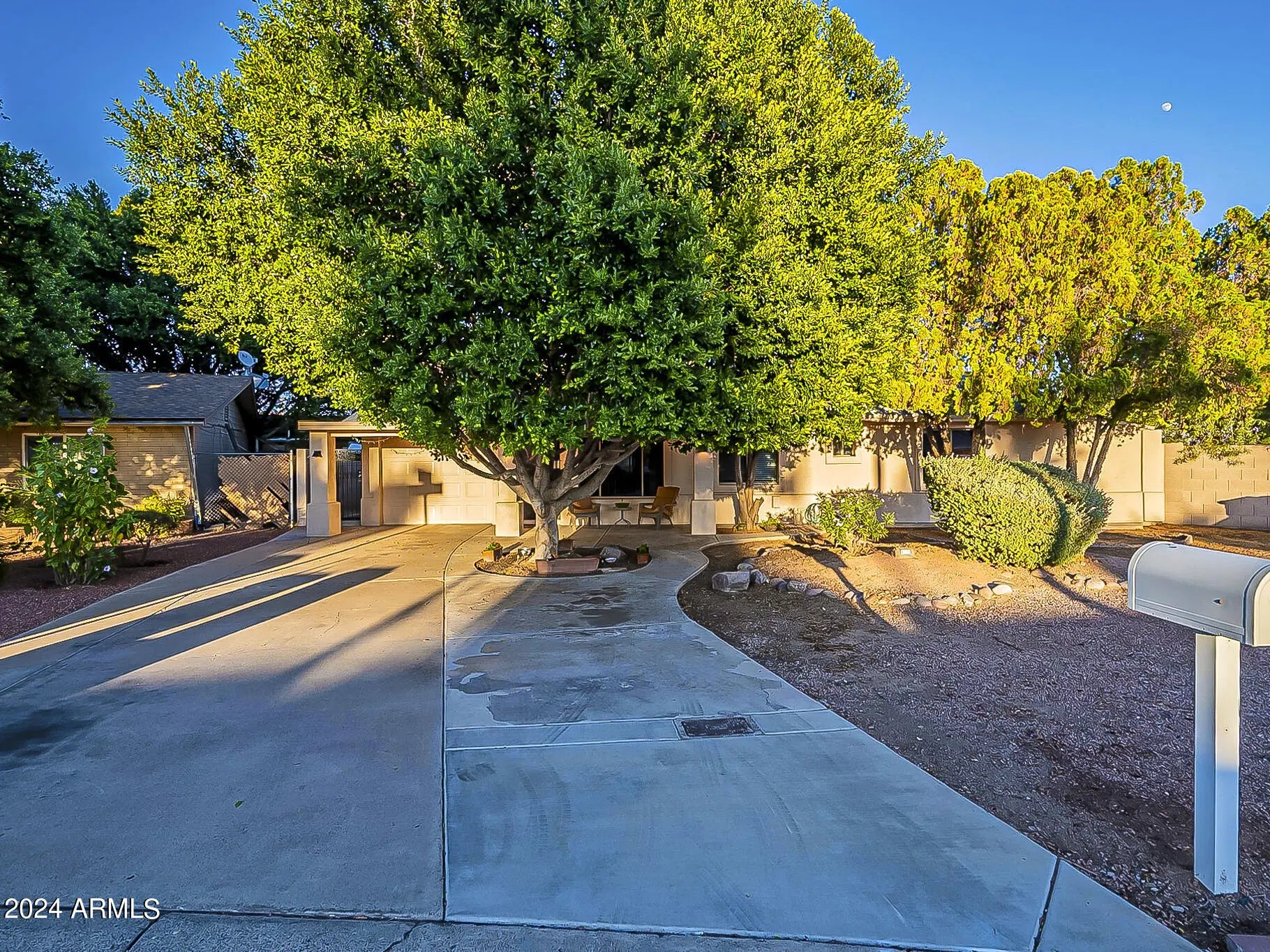 Photo of Listing #6962096