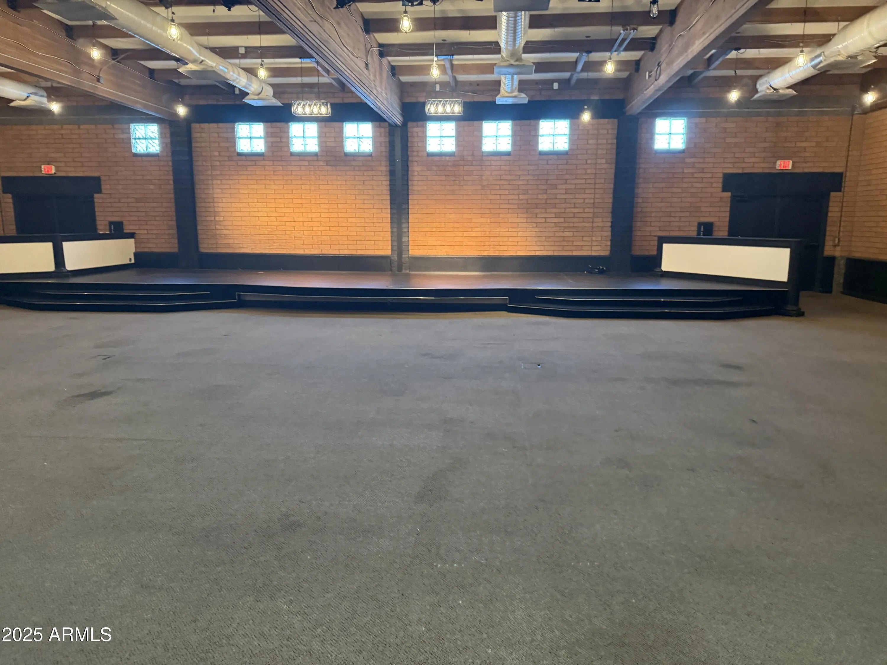 Photo of Listing #6962226