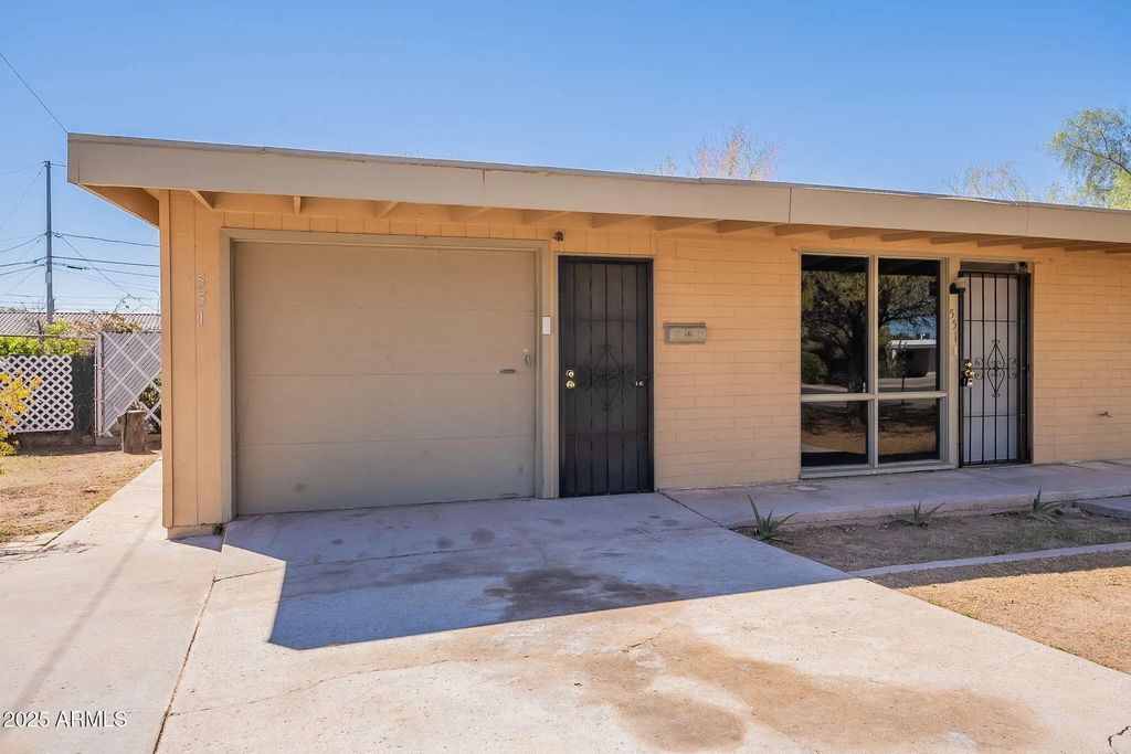 551 W Harding Avenue, Coolidge
